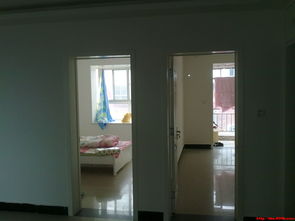 精裝新房出租 市府花苑二室兩廳，設(shè)施齊全，交通便利